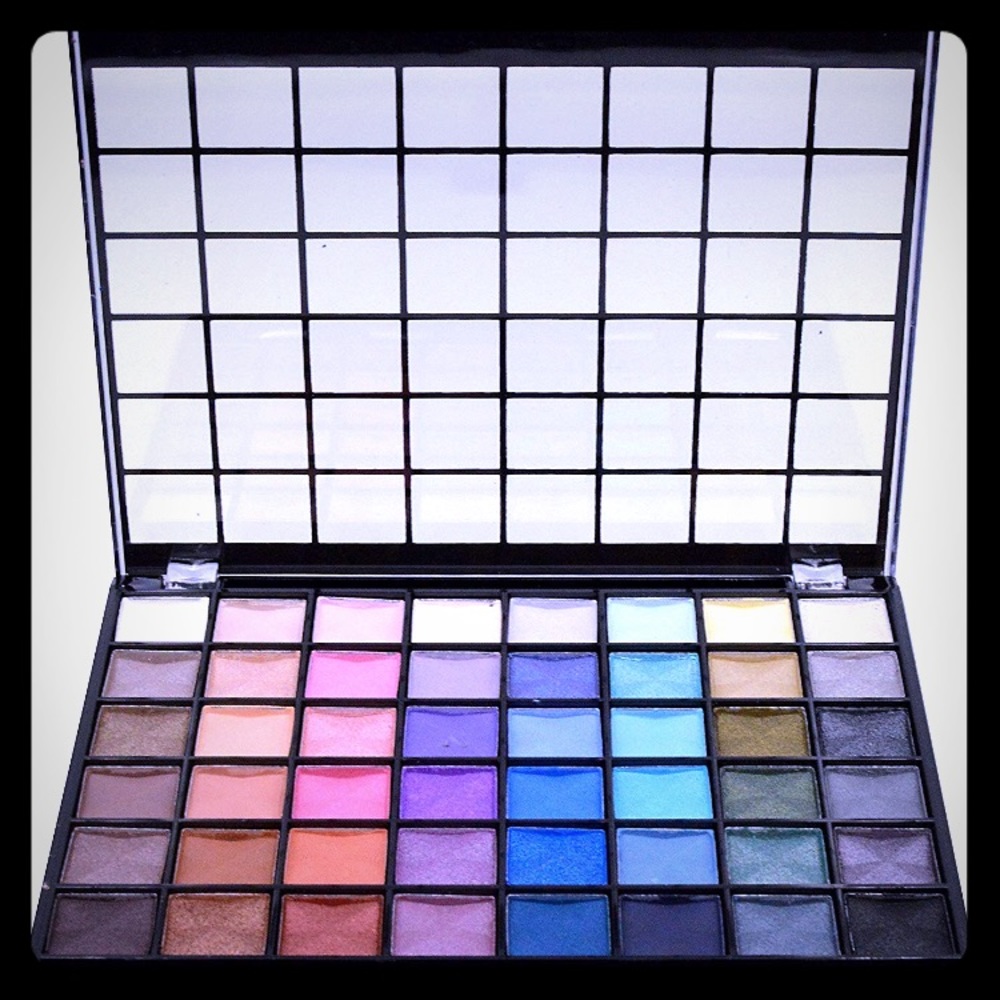 🌹🌟Eyeshadow Palette 🎨Never Used Brand New! 🌹🌟